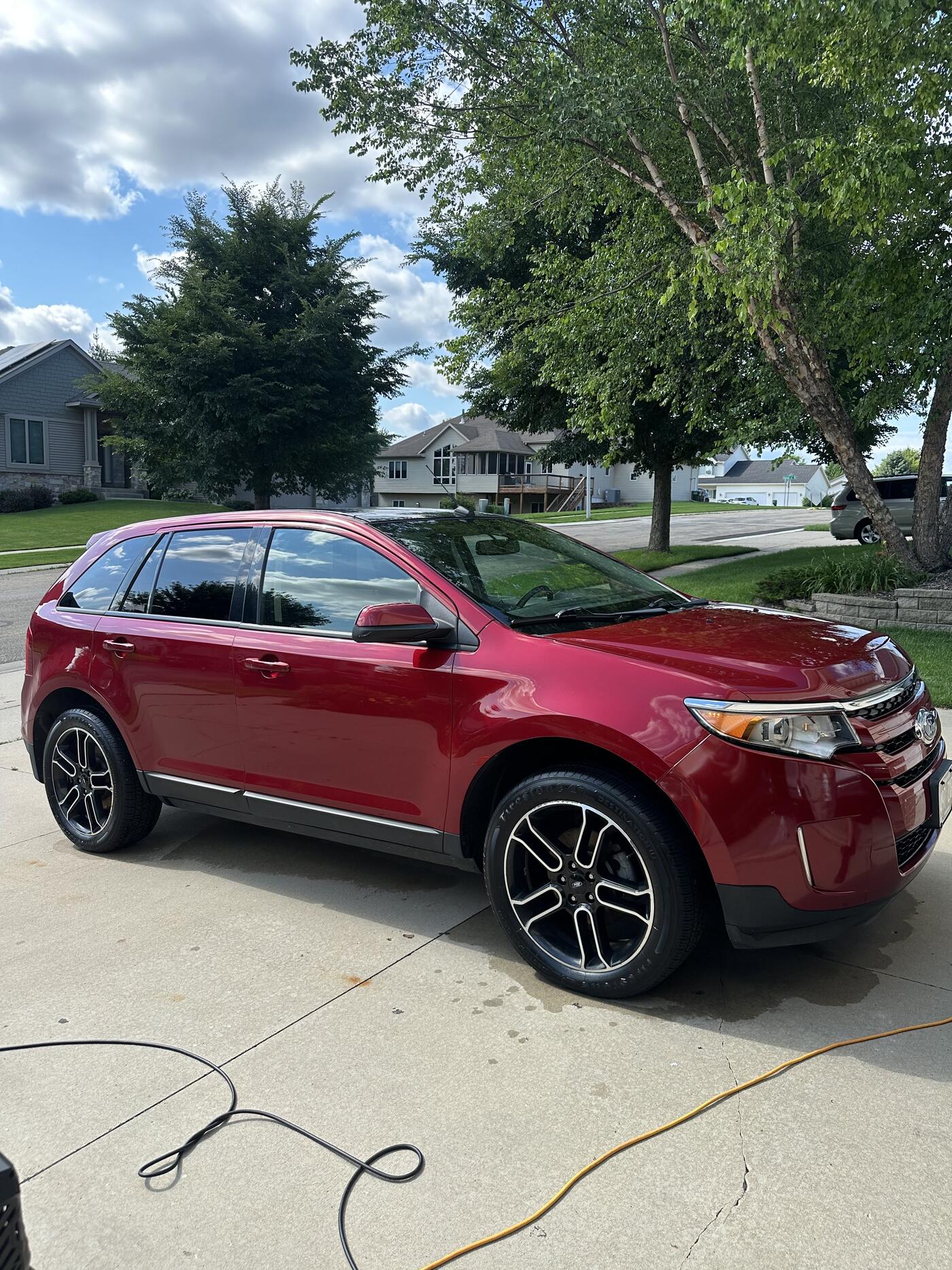 Signature Exterior Detail — Mecha Auto Spa